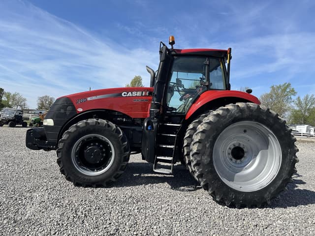 Image of Case IH Magnum 280 equipment image 2