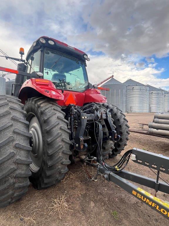 Image of Case IH Magnum 280 equipment image 2