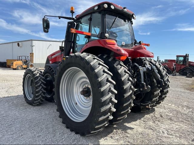 Image of Case IH Magnum 280 equipment image 4