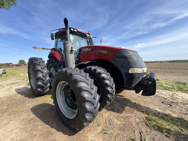 Image of Case IH Magnum 310 equipment image 4