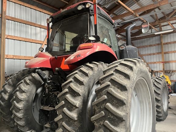 Image of Case IH Magnum 310 equipment image 4