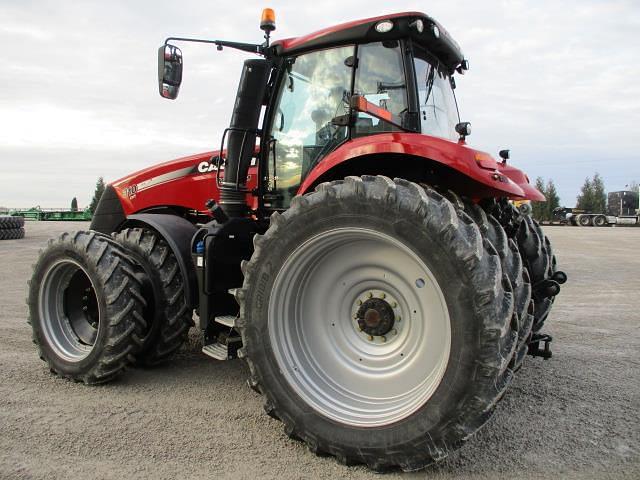Image of Case IH Magnum 310 equipment image 4