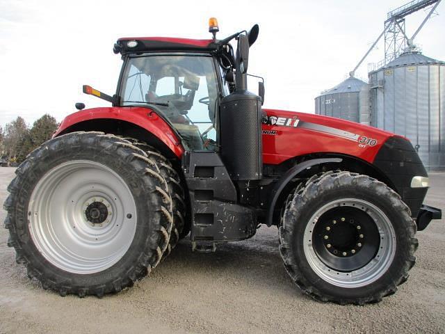 Image of Case IH Magnum 310 equipment image 3