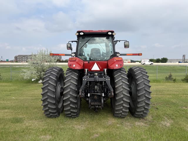 Image of Case IH Magnum 310 equipment image 3