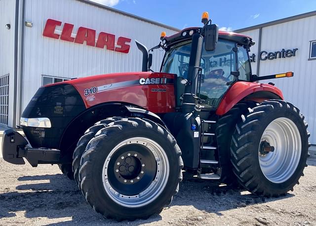 Image of Case IH Magnum 310 equipment image 4