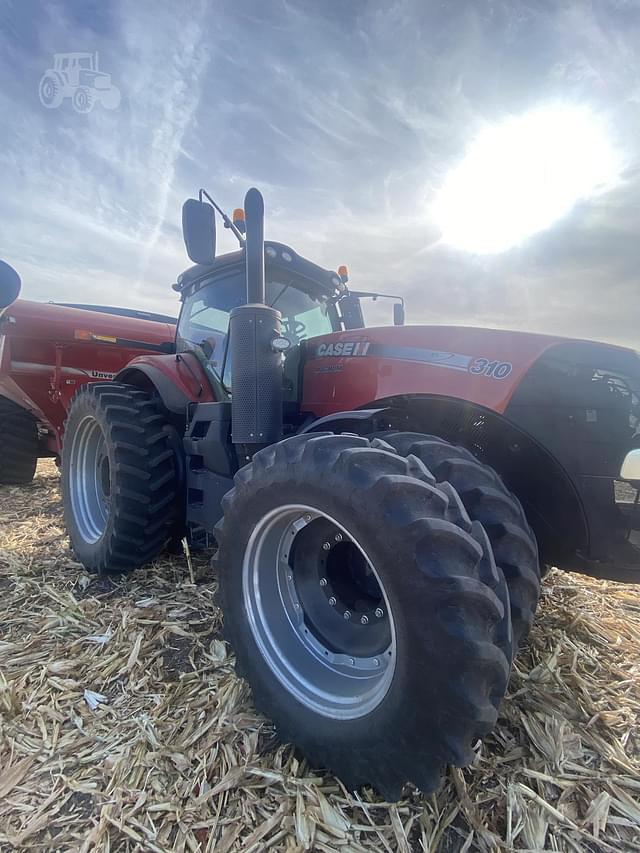 Image of Case IH Magnum 310 equipment image 1