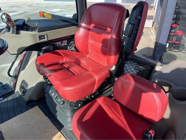 Image of Case IH Magnum 340 equipment image 2