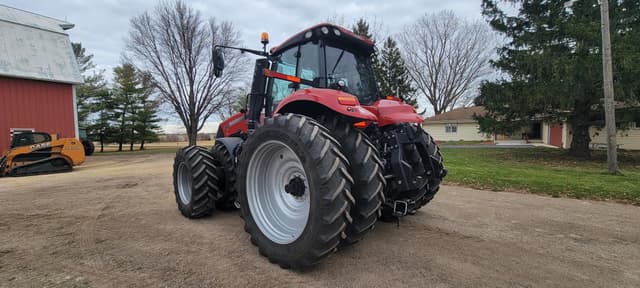 Image of Case IH Magnum 340 equipment image 4