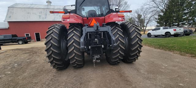 Image of Case IH Magnum 340 equipment image 2