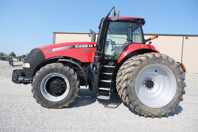 Image of Case IH Magnum 340 equipment image 1