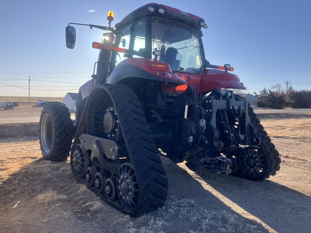 Image of Case IH Magnum 340 Rowtrac equipment image 2