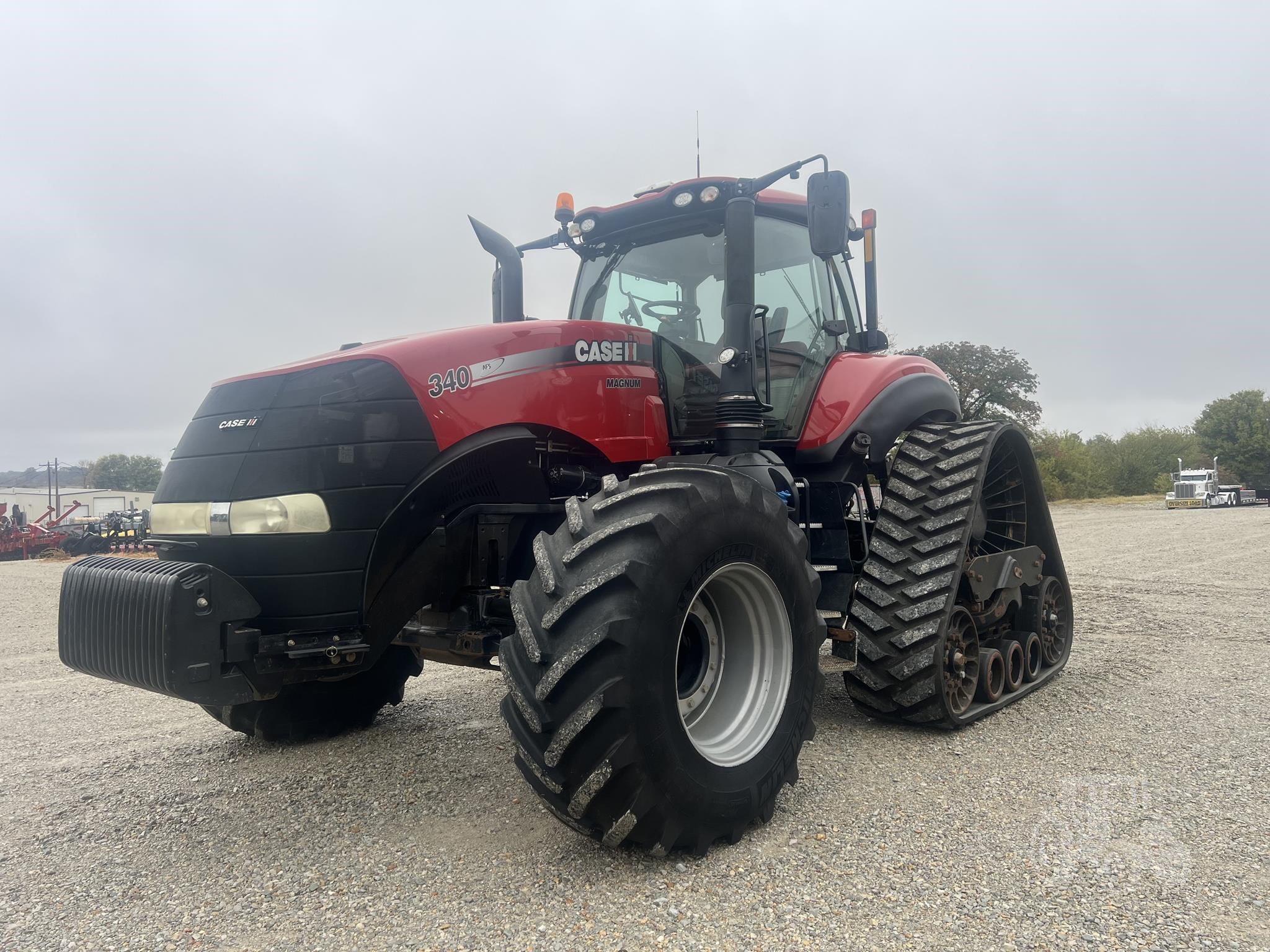 2019 Case IH Magnum 340 Rowtrac Equipment Image0