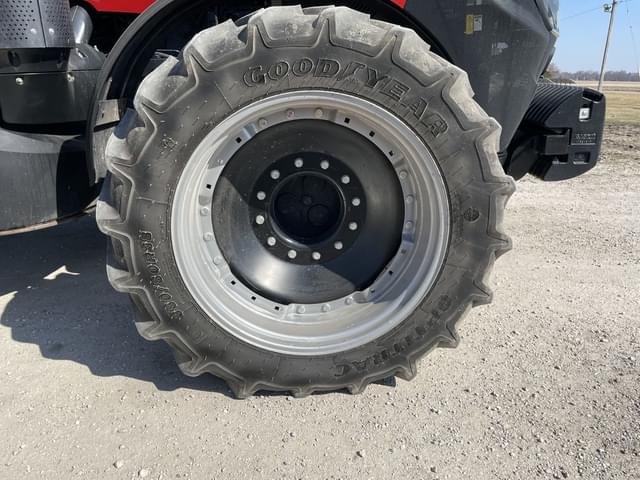 Image of Case IH Magnum 380 equipment image 1