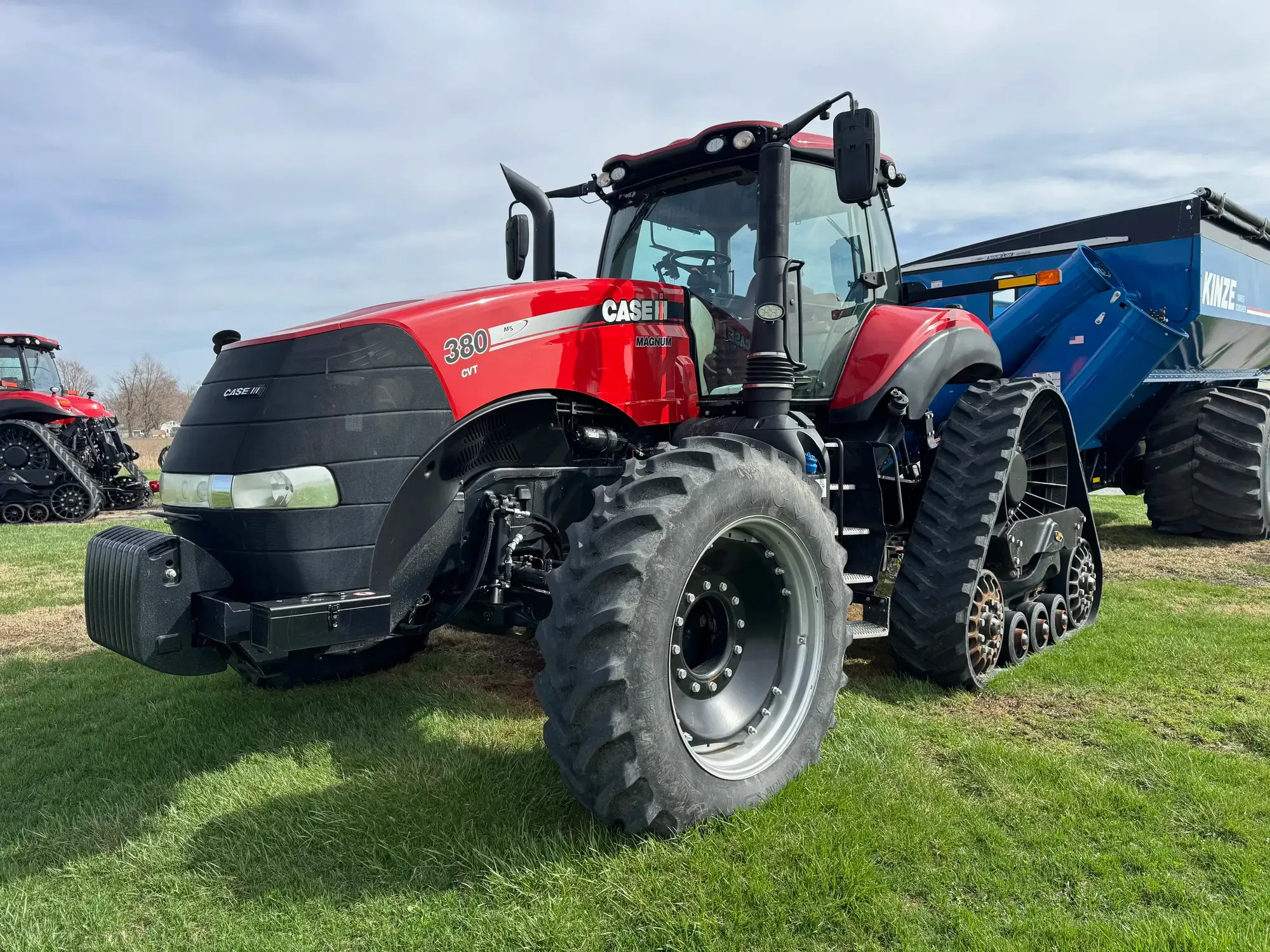2019 Case IH Magnum 380 RowTrac Equipment Image0