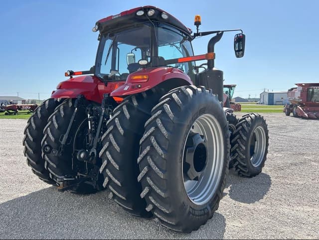 Image of Case IH Magnum 380 equipment image 2