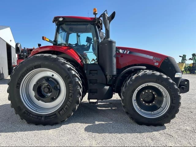 Image of Case IH Magnum 380 equipment image 1