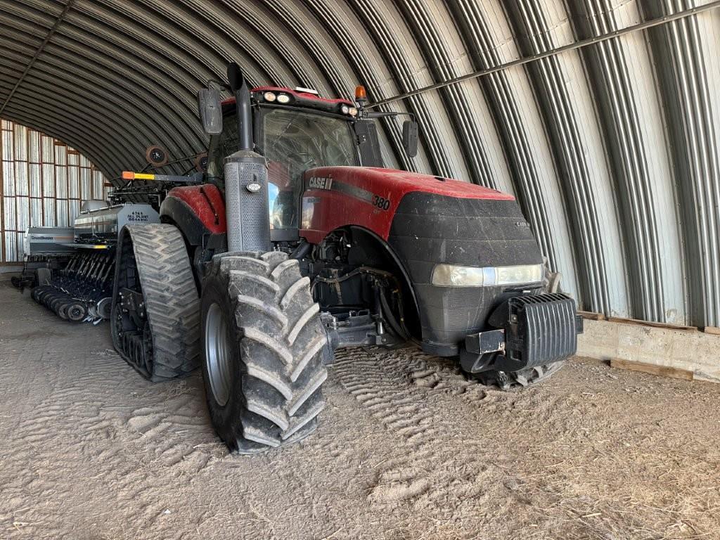 Image of Case IH Magnum 380 RowTrac Primary image