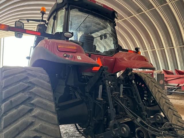 Image of Case IH Magnum 380 RowTrac equipment image 4