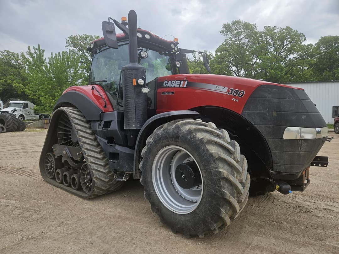 Image of Case IH Magnum 380 RowTrac Primary image