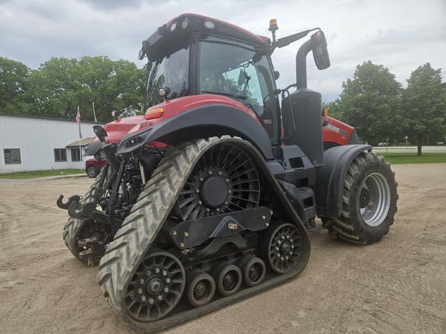 Image of Case IH Magnum 380 RowTrac equipment image 2