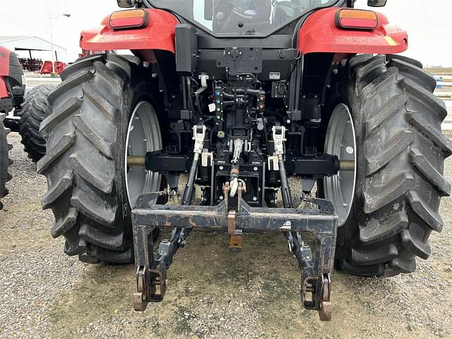 Image of Case IH Maxxum 150 equipment image 4