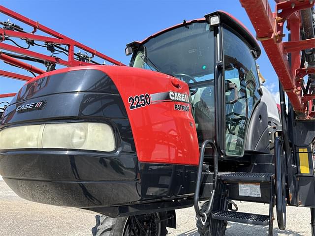 Image of Case IH Patriot 2250 equipment image 1