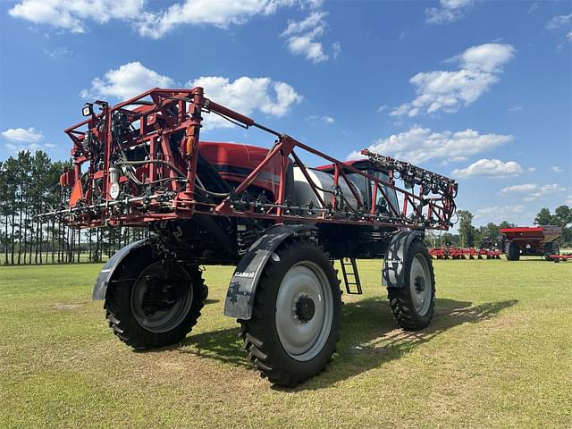 Image of Case IH Patriot 3240 equipment image 3