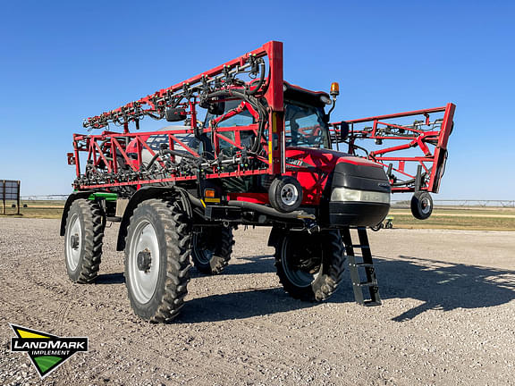 Image of Case IH Patriot 3340 equipment image 2