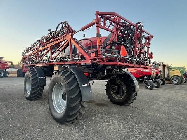 Image of Case IH Patriot 3340 equipment image 4