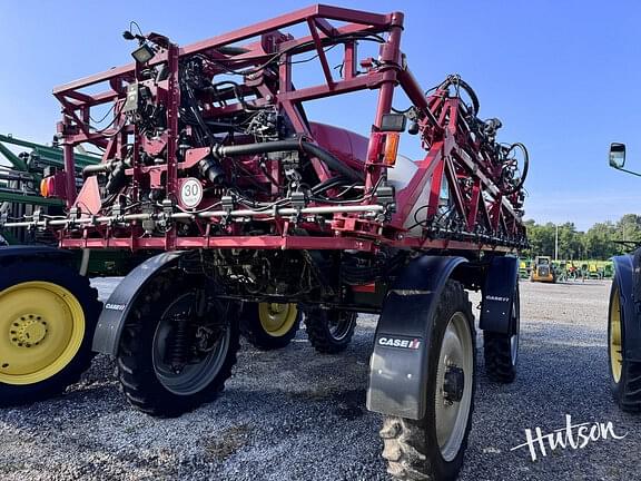 Image of Case IH Patriot 3340 equipment image 3