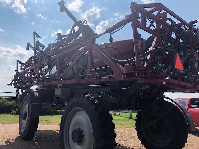 Image of Case IH Patriot 4440 equipment image 2