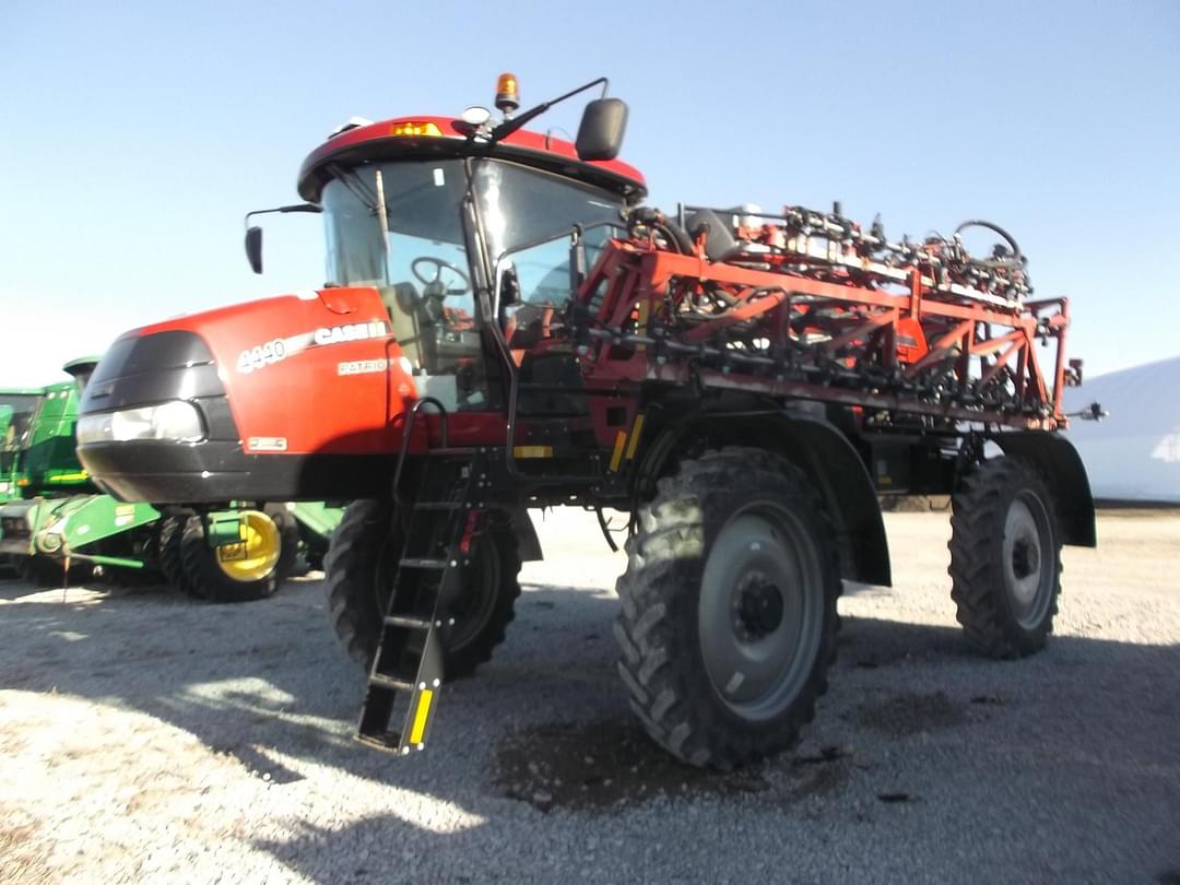 Image of Case IH Patriot 4440 Primary image