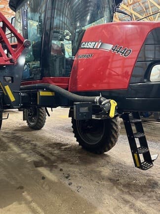 Image of Case IH Patriot 4440 equipment image 1