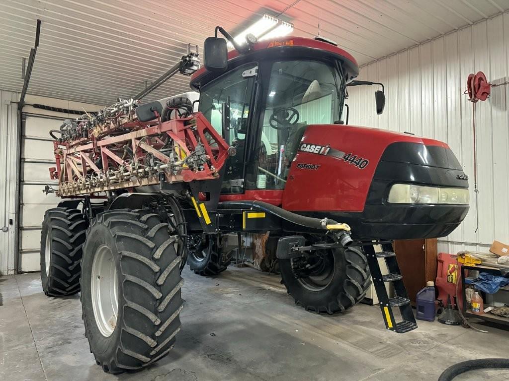 Image of Case IH Patriot 4440 Primary image