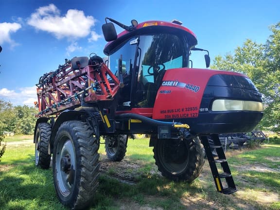 Image of Case IH Patriot 4440 equipment image 1