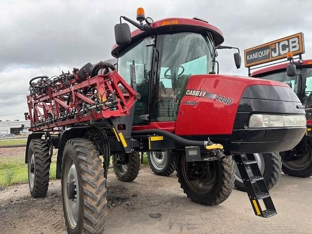 Image of Case IH Patriot 4440 equipment image 1