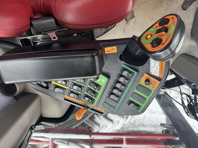 Image of Case IH Patriot 4440 equipment image 3