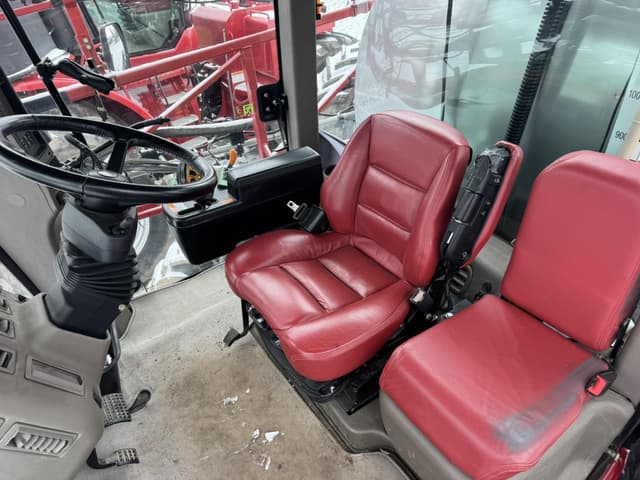 Image of Case IH Patriot 4440 equipment image 2