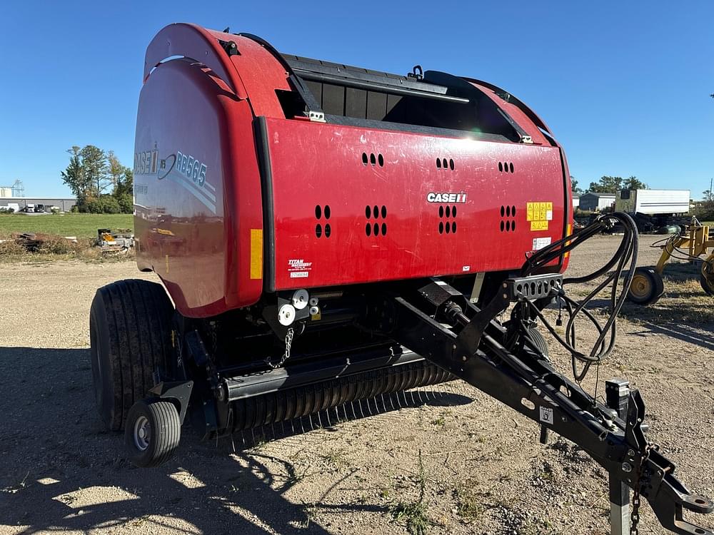 Image of Case IH RB565 Image 0