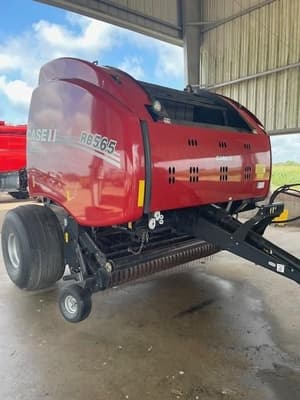 2019 Case IH RB565 Premium HD Image