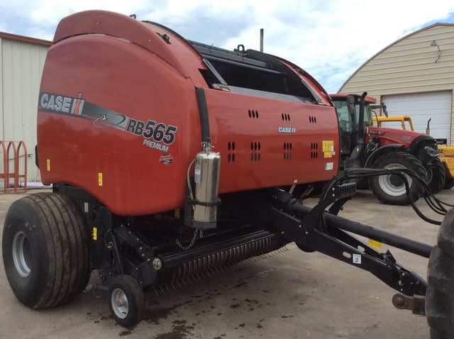 Image of Case IH RB565 Premium equipment image 1