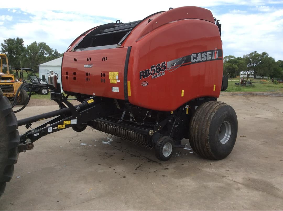 Image of Case IH RB565 Premium Primary image