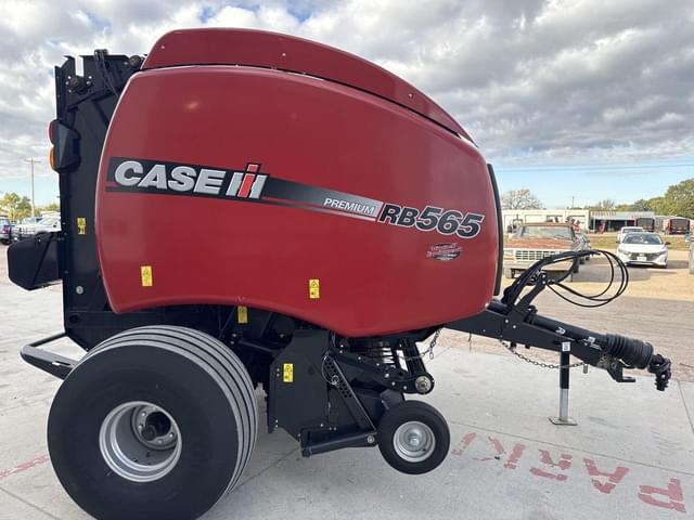 Image of Case IH RB565 Premium equipment image 3