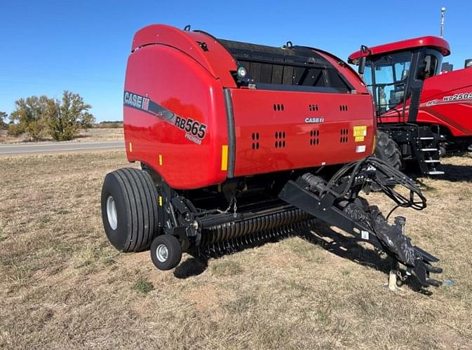 Image of Case IH RB565 Premium Primary Image