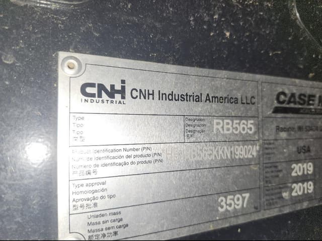 Image of Case IH RB565 equipment image 3