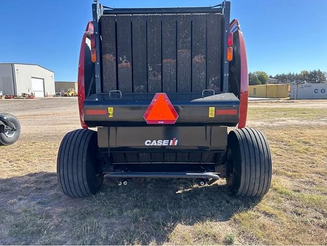 Image of Case IH RB565 Premium equipment image 2