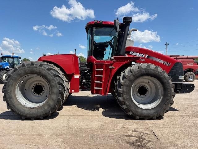 Image of Case IH Steiger 620 equipment image 4