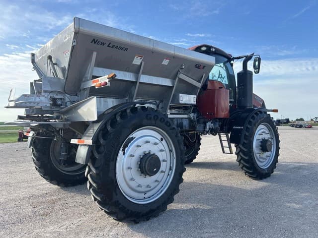 Image of Case IH 5550 Trident equipment image 3