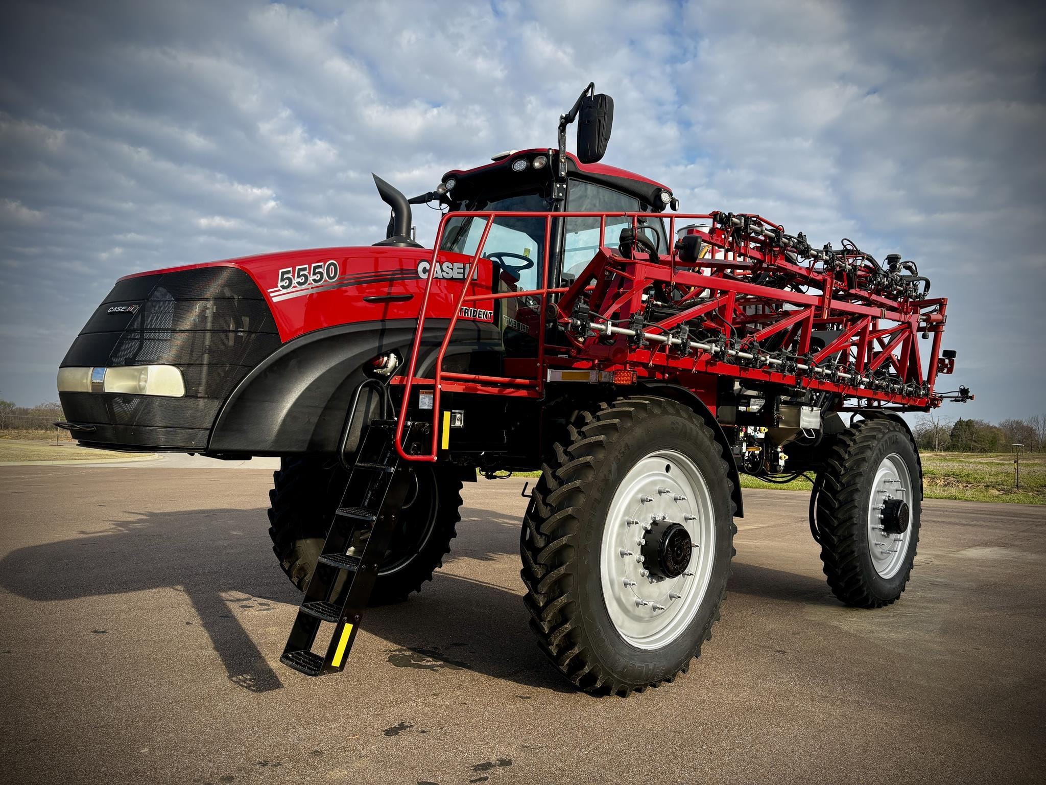 2019 Case IH 5550 Trident Image