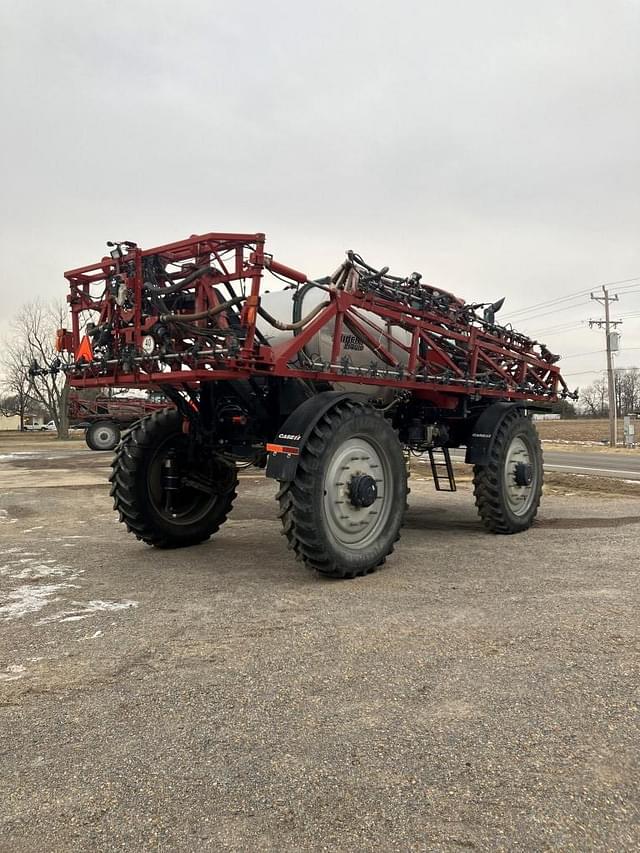 Image of Case IH 5550 Trident equipment image 2